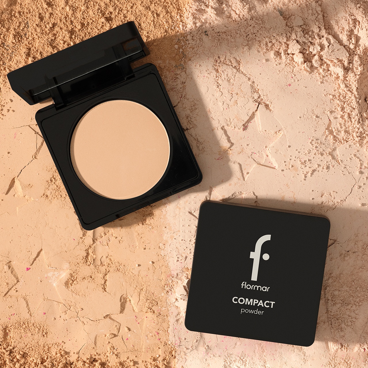 C.Powder Compact Powder
